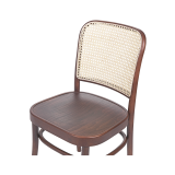 La chaise de restaurant en bois LOOMI 811 aux noix