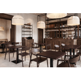 La chaise de restaurant en bois ARDEN smoky